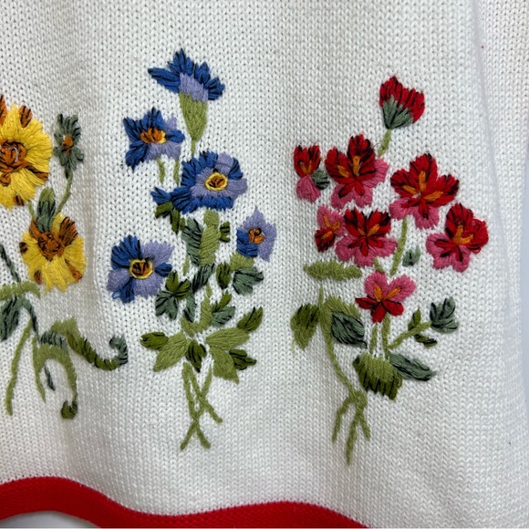 Vintage 1992 Susan Bristol Hand Embroidered Floral Short Sleeve Sweater - Picture 5 of 13